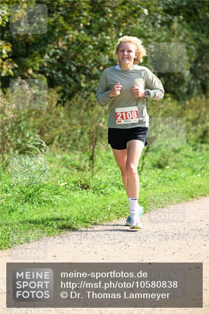 27.09.2026 - 35. Volkslauf durch das schöne Alstertal Dr. Thomas Lammeyer http://msf.ph/oto/10580838 27.09.2026 12:20:09 Laufen 2108 meine-sportfotos.de