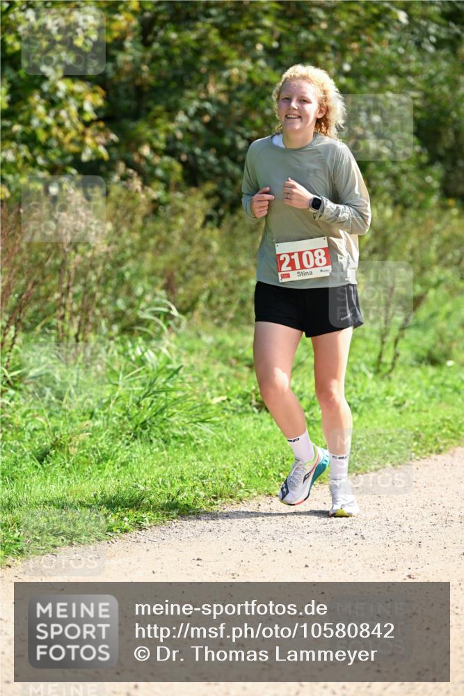 27.09.2026 - 35. Volkslauf durch das schöne Alstertal Dr. Thomas Lammeyer http://msf.ph/oto/10580842 27.09.2026 12:20:09 Laufen 2108 meine-sportfotos.de
