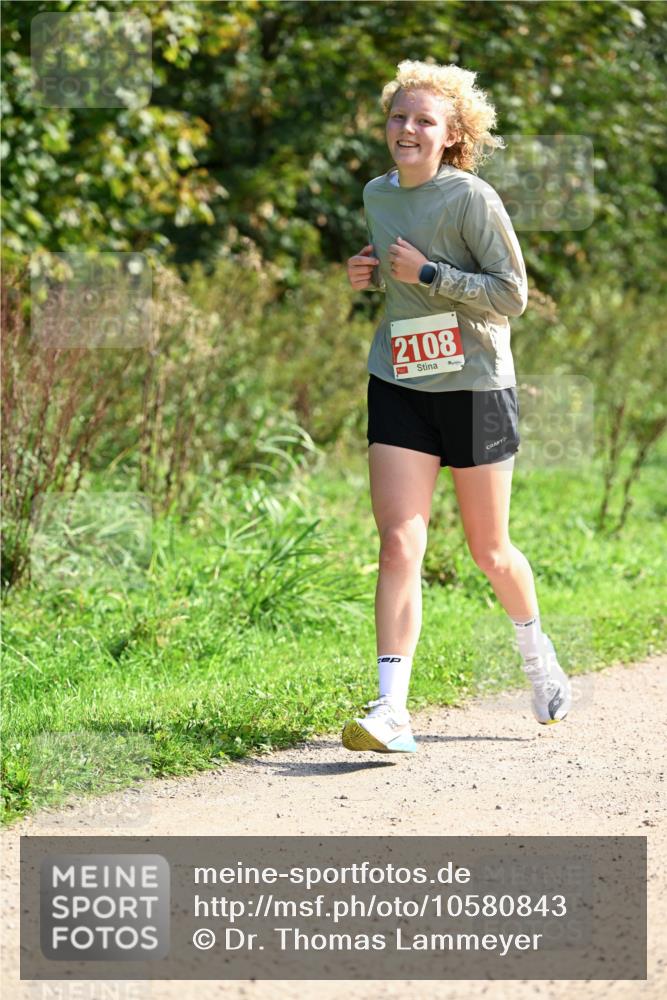 27.09.2026 - 35. Volkslauf durch das schöne Alstertal Dr. Thomas Lammeyer http://msf.ph/oto/10580843 27.09.2026 12:20:09 Laufen 2108 meine-sportfotos.de