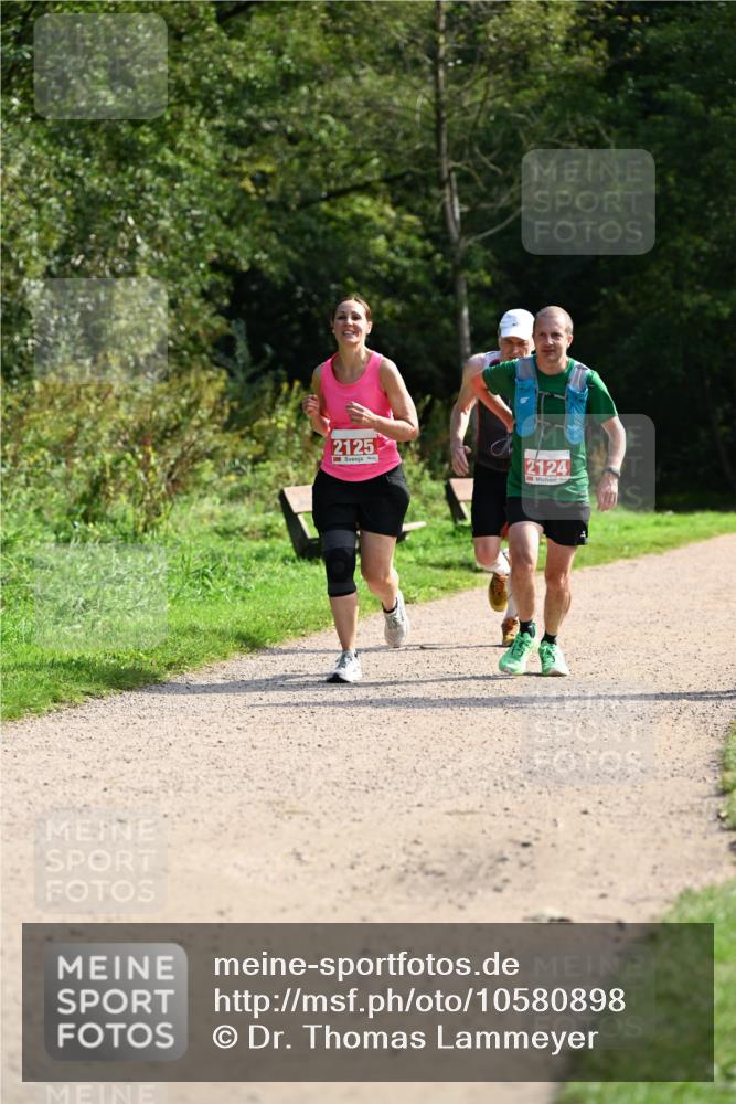 27.09.2026 - 35. Volkslauf durch das schöne Alstertal Dr. Thomas Lammeyer http://msf.ph/oto/10580898 27.09.2026 12:21:22 Laufen 2125, 2124 meine-sportfotos.de