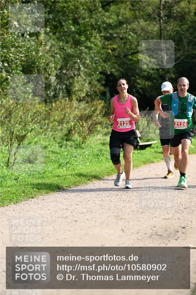 27.09.2026 - 35. Volkslauf durch das schöne Alstertal Dr. Thomas Lammeyer http://msf.ph/oto/10580902 27.09.2026 12:21:23 Laufen 2125, 2124 meine-sportfotos.de