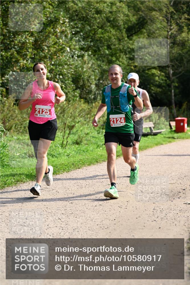 27.09.2026 - 35. Volkslauf durch das schöne Alstertal Dr. Thomas Lammeyer http://msf.ph/oto/10580917 27.09.2026 12:21:25 Laufen 2125, 2124 meine-sportfotos.de
