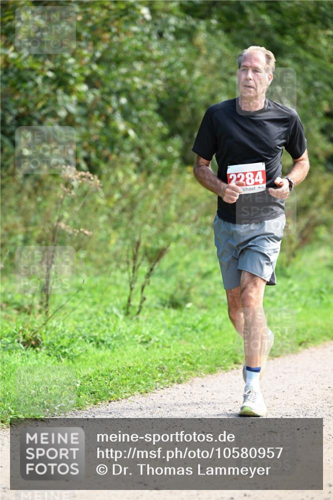 27.09.2026 - 35. Volkslauf durch das schöne Alstertal Dr. Thomas Lammeyer http://msf.ph/oto/10580957 27.09.2026 12:21:38 Laufen 2284 meine-sportfotos.de