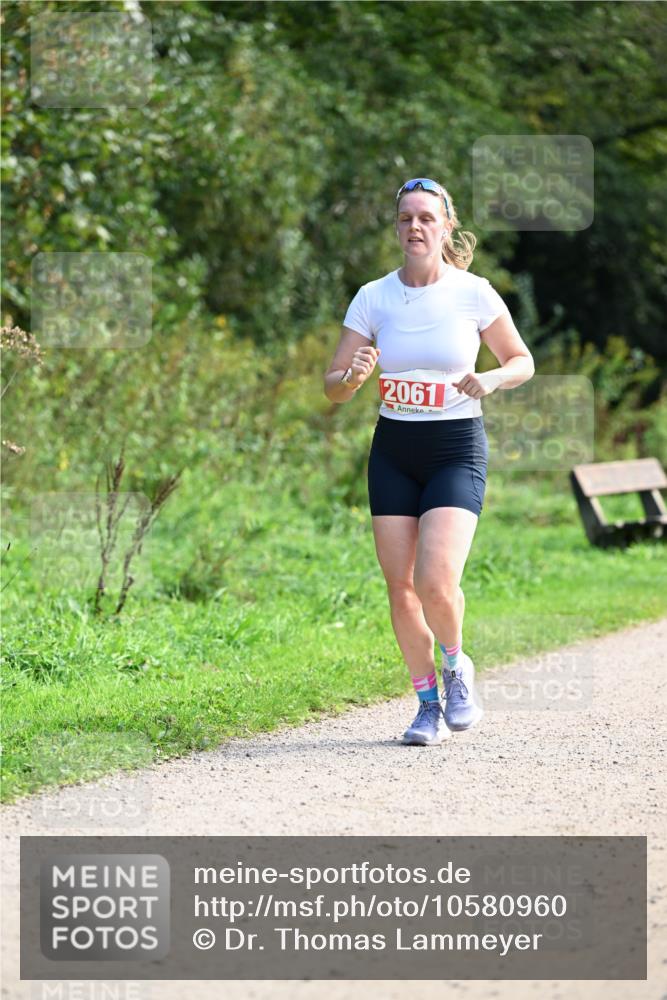 27.09.2026 - 35. Volkslauf durch das schöne Alstertal Dr. Thomas Lammeyer http://msf.ph/oto/10580960 27.09.2026 12:21:42 Laufen 2061 meine-sportfotos.de