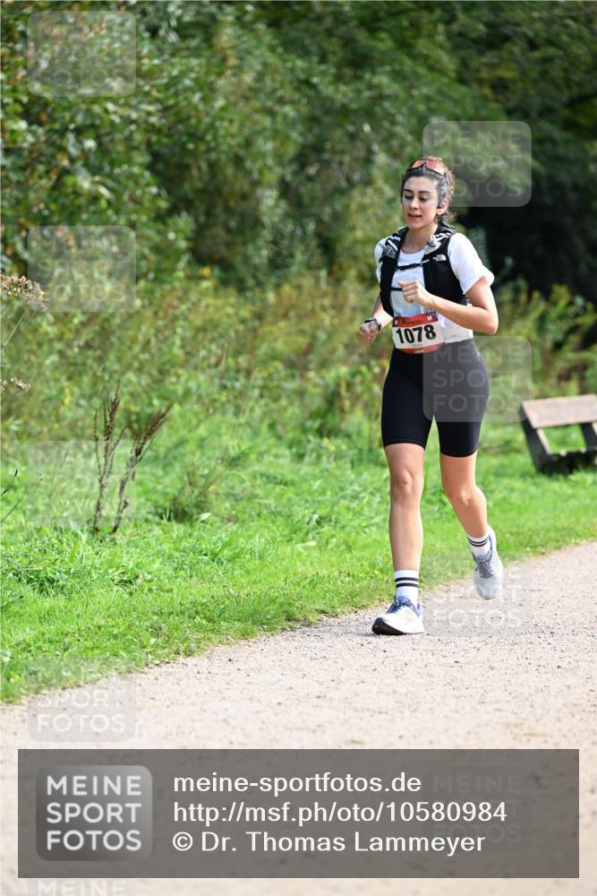 27.09.2026 - 35. Volkslauf durch das schöne Alstertal Dr. Thomas Lammeyer http://msf.ph/oto/10580984 27.09.2026 12:21:56 Laufen 1078 meine-sportfotos.de