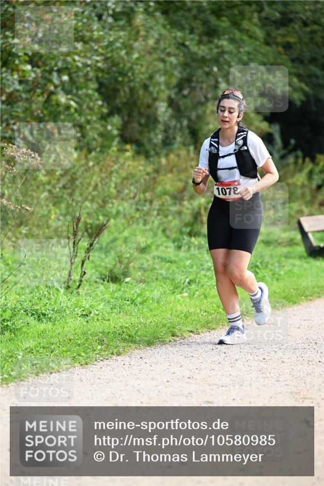 27.09.2026 - 35. Volkslauf durch das schöne Alstertal Dr. Thomas Lammeyer http://msf.ph/oto/10580985 27.09.2026 12:21:56 Laufen 1078 meine-sportfotos.de