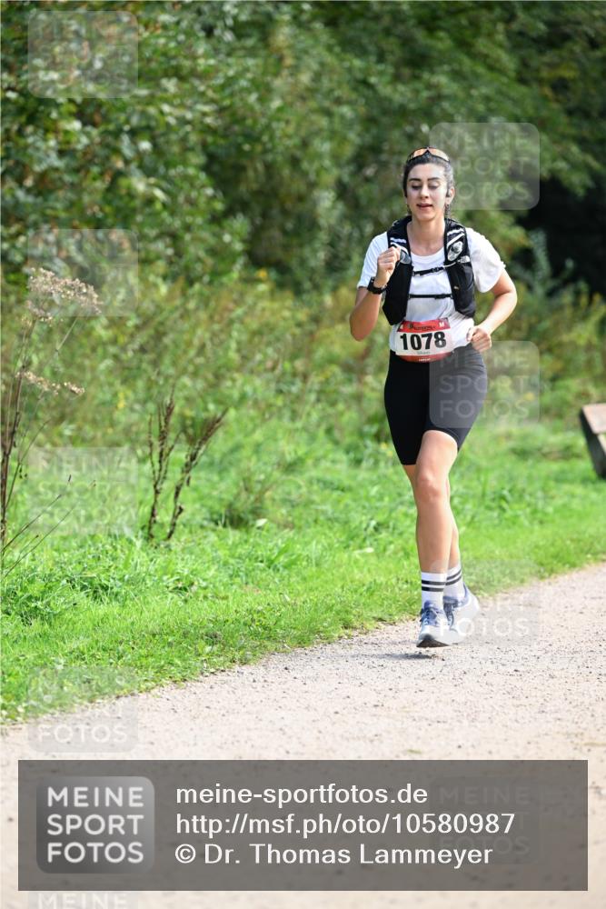 27.09.2026 - 35. Volkslauf durch das schöne Alstertal Dr. Thomas Lammeyer http://msf.ph/oto/10580987 27.09.2026 12:21:56 Laufen 1078 meine-sportfotos.de