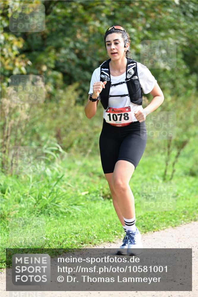 27.09.2026 - 35. Volkslauf durch das schöne Alstertal Dr. Thomas Lammeyer http://msf.ph/oto/10581001 27.09.2026 12:21:58 Laufen 1078 meine-sportfotos.de