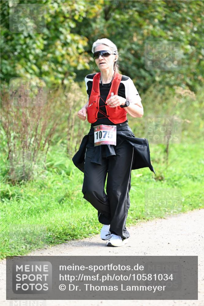 27.09.2026 - 35. Volkslauf durch das schöne Alstertal Dr. Thomas Lammeyer http://msf.ph/oto/10581034 27.09.2026 12:22:14 Laufen 1075 meine-sportfotos.de