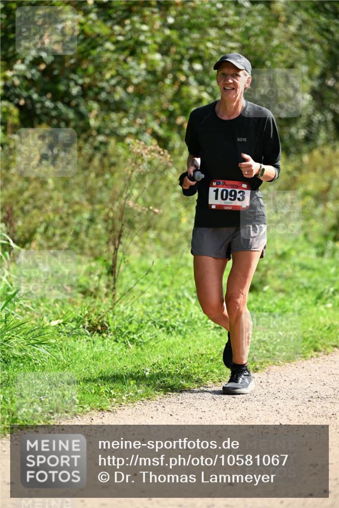 27.09.2026 - 35. Volkslauf durch das schöne Alstertal Dr. Thomas Lammeyer http://msf.ph/oto/10581067 27.09.2026 12:22:51 Laufen 1093 meine-sportfotos.de