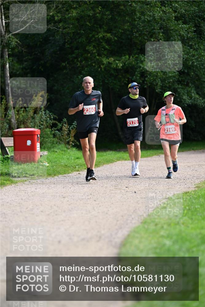 27.09.2026 - 35. Volkslauf durch das schöne Alstertal Dr. Thomas Lammeyer http://msf.ph/oto/10581130 27.09.2026 12:23:44 Laufen 2360, 2170, 2169 meine-sportfotos.de