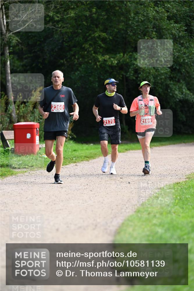 27.09.2026 - 35. Volkslauf durch das schöne Alstertal Dr. Thomas Lammeyer http://msf.ph/oto/10581139 27.09.2026 12:23:45 Laufen 2360, 2170, 2169 meine-sportfotos.de