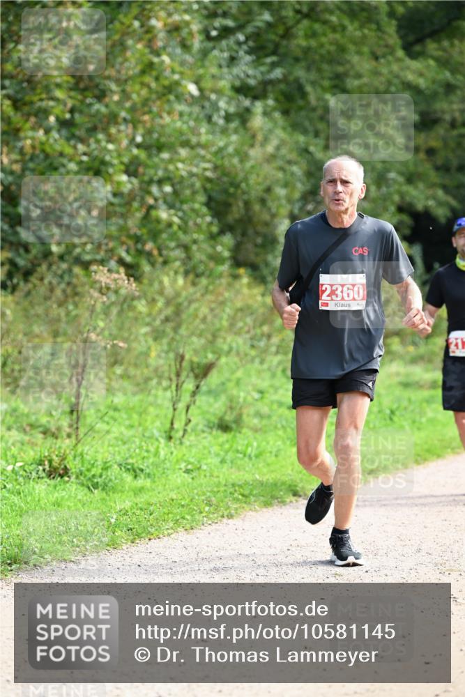 27.09.2026 - 35. Volkslauf durch das schöne Alstertal Dr. Thomas Lammeyer http://msf.ph/oto/10581145 27.09.2026 12:23:49 Laufen 2360, 1, 21 meine-sportfotos.de