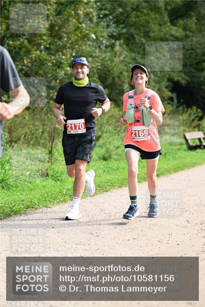 27.09.2026 - 35. Volkslauf durch das schöne Alstertal Dr. Thomas Lammeyer http://msf.ph/oto/10581156 27.09.2026 12:23:51 Laufen 75, 2170, 2169 meine-sportfotos.de