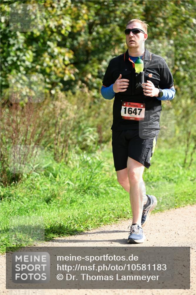 27.09.2026 - 35. Volkslauf durch das schöne Alstertal Dr. Thomas Lammeyer http://msf.ph/oto/10581183 27.09.2026 12:24:11 Laufen 1647 meine-sportfotos.de