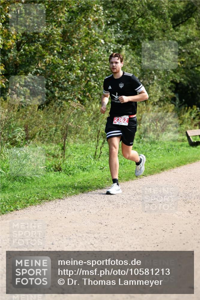27.09.2026 - 35. Volkslauf durch das schöne Alstertal Dr. Thomas Lammeyer http://msf.ph/oto/10581213 27.09.2026 12:24:33 Laufen 2362 meine-sportfotos.de