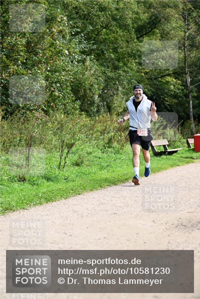27.09.2026 - 35. Volkslauf durch das schöne Alstertal Dr. Thomas Lammeyer http://msf.ph/oto/10581230 27.09.2026 12:24:37 Laufen 2398 meine-sportfotos.de