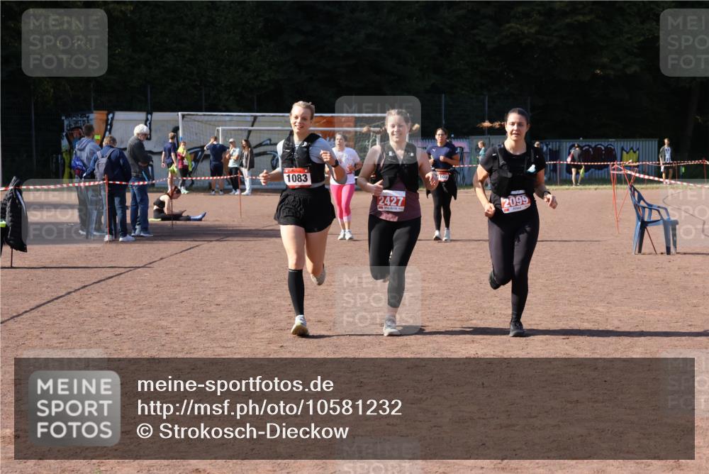 27.09.2026 - 35. Volkslauf durch das schöne Alstertal Strokosch-Dieckow http://msf.ph/oto/10581232 27.09.2026 13:00:02 Ziel 1083, 1105, 2099, 2427 meine-sportfotos.de