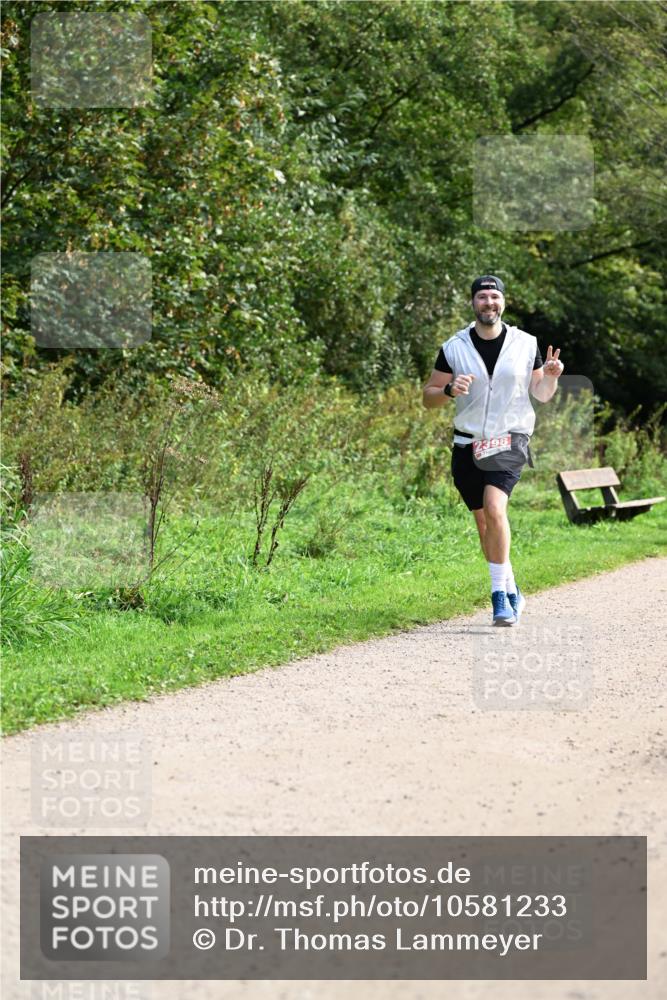 27.09.2026 - 35. Volkslauf durch das schöne Alstertal Dr. Thomas Lammeyer http://msf.ph/oto/10581233 27.09.2026 12:24:37 Laufen  meine-sportfotos.de