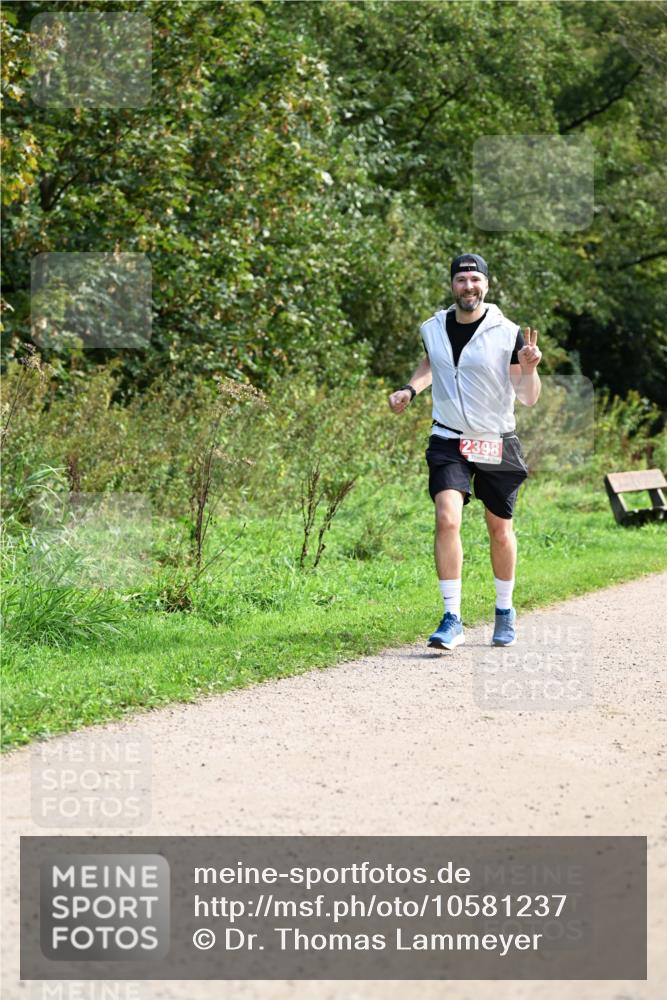 27.09.2026 - 35. Volkslauf durch das schöne Alstertal Dr. Thomas Lammeyer http://msf.ph/oto/10581237 27.09.2026 12:24:37 Laufen 2398 meine-sportfotos.de