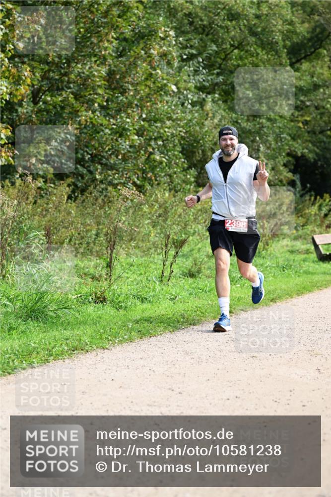 27.09.2026 - 35. Volkslauf durch das schöne Alstertal Dr. Thomas Lammeyer http://msf.ph/oto/10581238 27.09.2026 12:24:38 Laufen 2398 meine-sportfotos.de