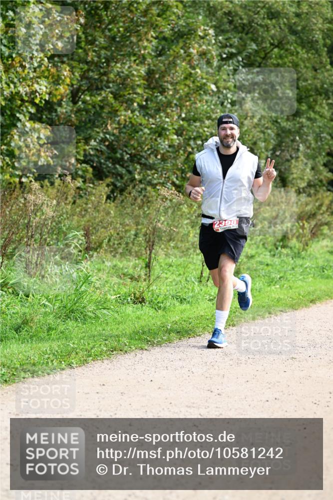 27.09.2026 - 35. Volkslauf durch das schöne Alstertal Dr. Thomas Lammeyer http://msf.ph/oto/10581242 27.09.2026 12:24:38 Laufen 1, 2398 meine-sportfotos.de