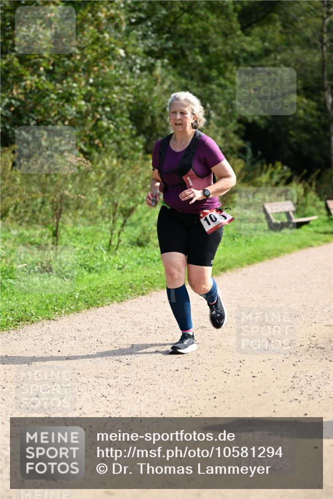 27.09.2026 - 35. Volkslauf durch das schöne Alstertal Dr. Thomas Lammeyer http://msf.ph/oto/10581294 27.09.2026 12:24:49 Laufen 10 meine-sportfotos.de