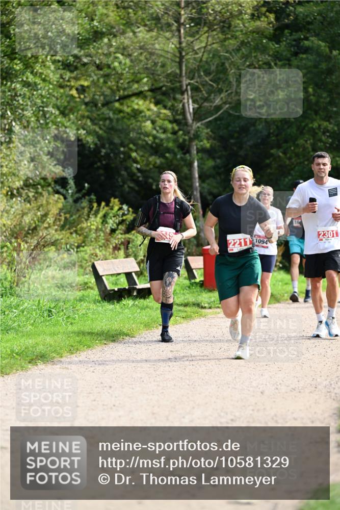 27.09.2026 - 35. Volkslauf durch das schöne Alstertal Dr. Thomas Lammeyer http://msf.ph/oto/10581329 27.09.2026 12:25:09 Laufen 2211, 1094, 2301 meine-sportfotos.de