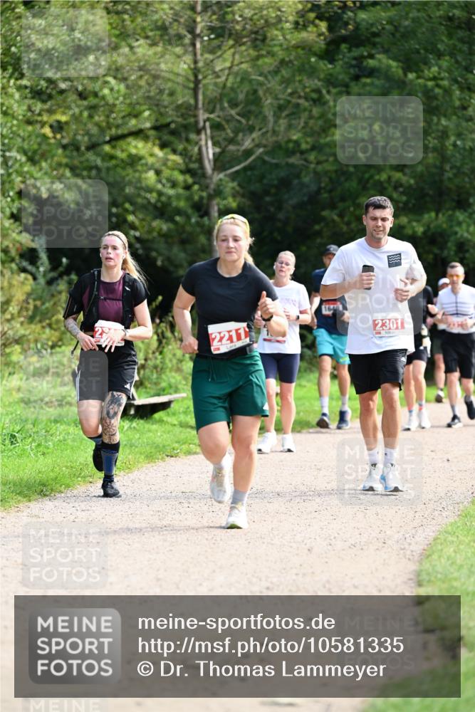 27.09.2026 - 35. Volkslauf durch das schöne Alstertal Dr. Thomas Lammeyer http://msf.ph/oto/10581335 27.09.2026 12:25:10 Laufen 2211, 2301 meine-sportfotos.de