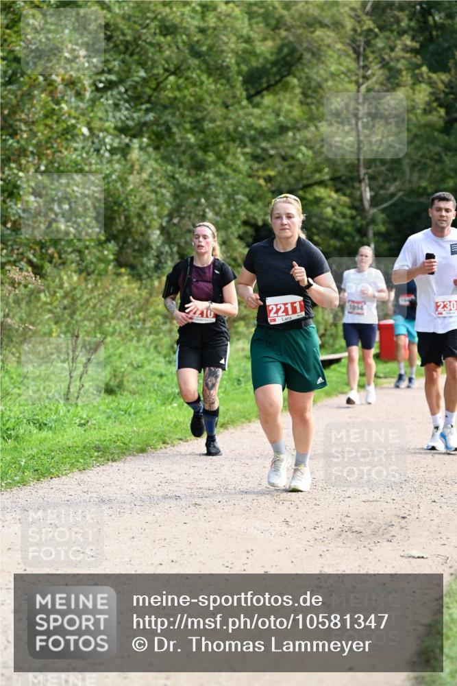27.09.2026 - 35. Volkslauf durch das schöne Alstertal Dr. Thomas Lammeyer http://msf.ph/oto/10581347 27.09.2026 12:25:11 Laufen 2211, 1094, 230 meine-sportfotos.de