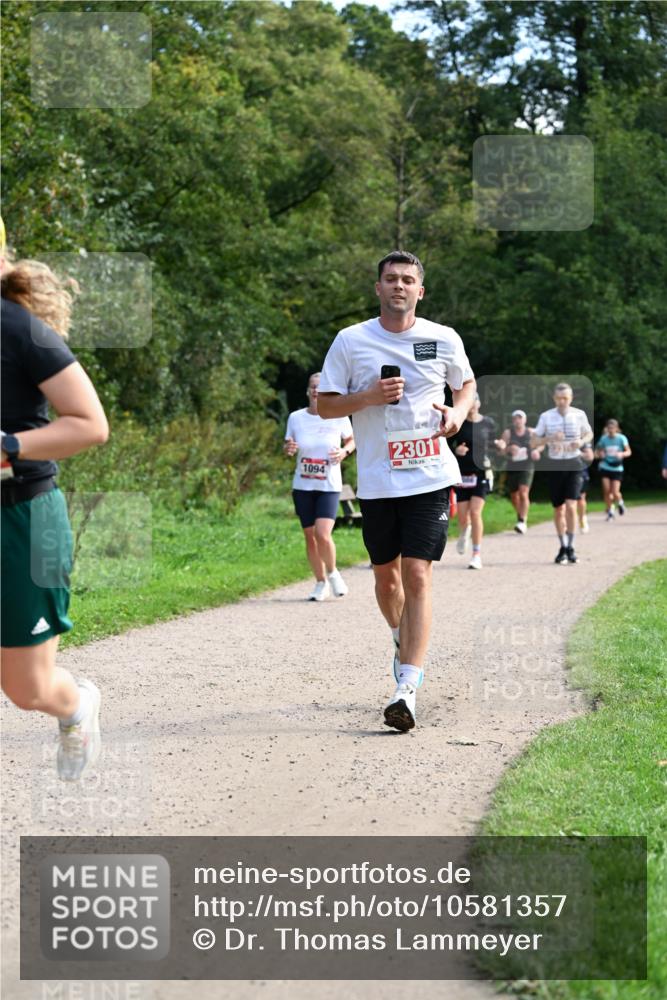 27.09.2026 - 35. Volkslauf durch das schöne Alstertal Dr. Thomas Lammeyer http://msf.ph/oto/10581357 27.09.2026 12:25:13 Laufen 1094, 2301 meine-sportfotos.de