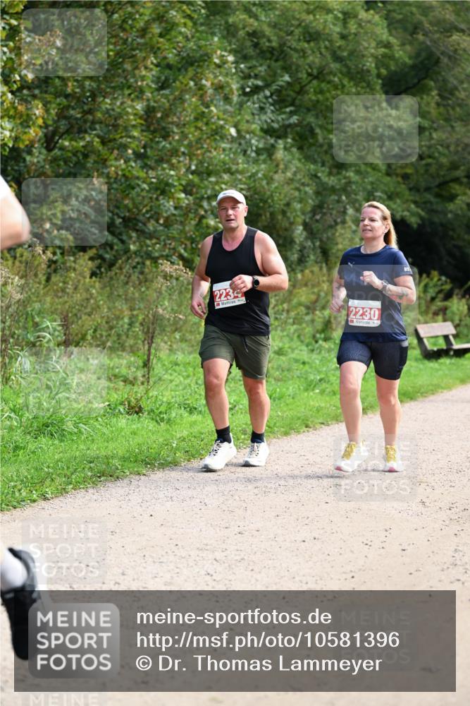 27.09.2026 - 35. Volkslauf durch das schöne Alstertal Dr. Thomas Lammeyer http://msf.ph/oto/10581396 27.09.2026 12:25:19 Laufen 2234, 2230 meine-sportfotos.de