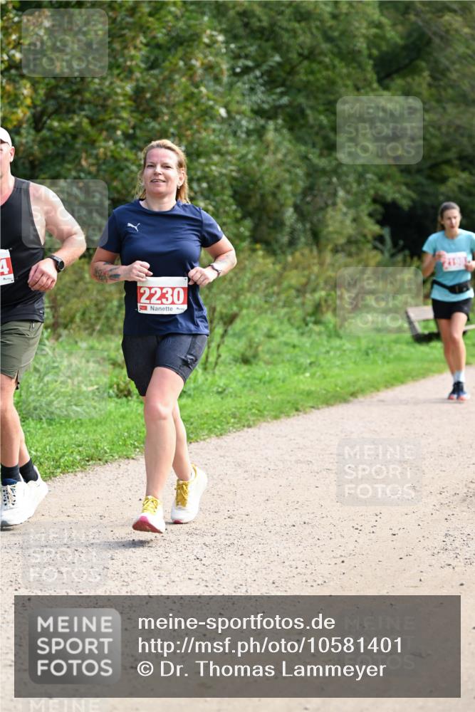 27.09.2026 - 35. Volkslauf durch das schöne Alstertal Dr. Thomas Lammeyer http://msf.ph/oto/10581401 27.09.2026 12:25:20 Laufen 2230 meine-sportfotos.de