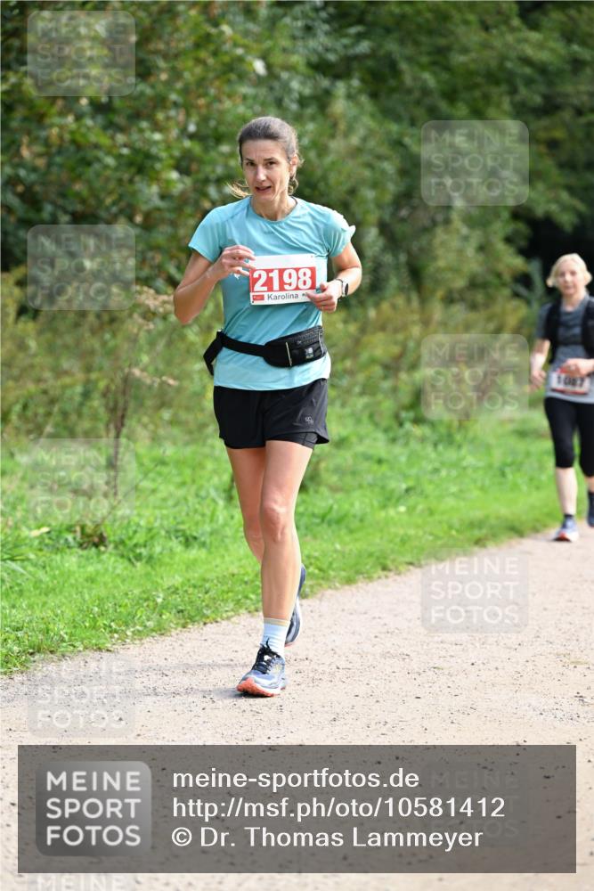 27.09.2026 - 35. Volkslauf durch das schöne Alstertal Dr. Thomas Lammeyer http://msf.ph/oto/10581412 27.09.2026 12:25:23 Laufen 2198, 1007 meine-sportfotos.de
