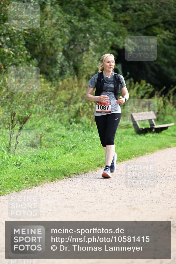 27.09.2026 - 35. Volkslauf durch das schöne Alstertal Dr. Thomas Lammeyer http://msf.ph/oto/10581415 27.09.2026 12:25:24 Laufen 1087 meine-sportfotos.de