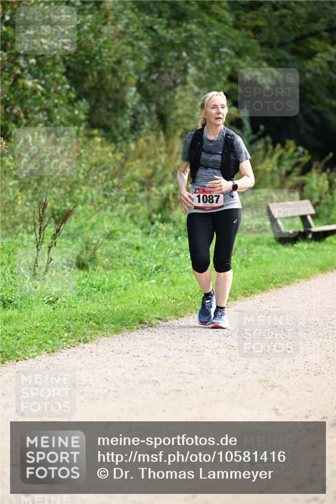 27.09.2026 - 35. Volkslauf durch das schöne Alstertal Dr. Thomas Lammeyer http://msf.ph/oto/10581416 27.09.2026 12:25:24 Laufen 1087 meine-sportfotos.de