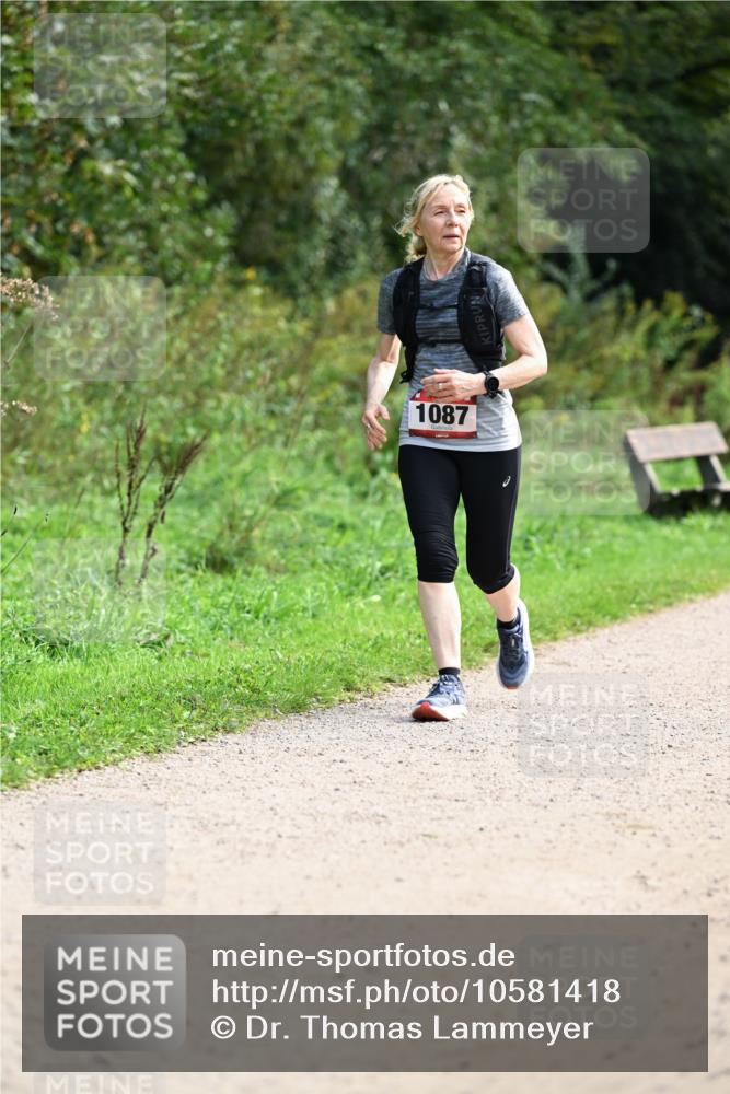 27.09.2026 - 35. Volkslauf durch das schöne Alstertal Dr. Thomas Lammeyer http://msf.ph/oto/10581418 27.09.2026 12:25:24 Laufen 1087 meine-sportfotos.de