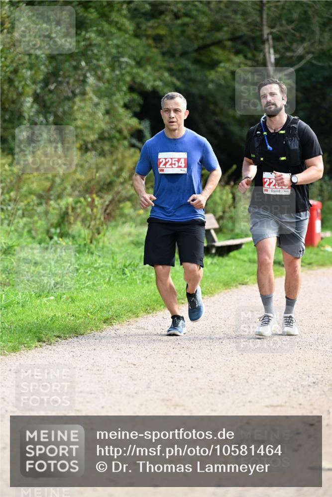 27.09.2026 - 35. Volkslauf durch das schöne Alstertal Dr. Thomas Lammeyer http://msf.ph/oto/10581464 27.09.2026 12:25:34 Laufen 2254, 22 meine-sportfotos.de
