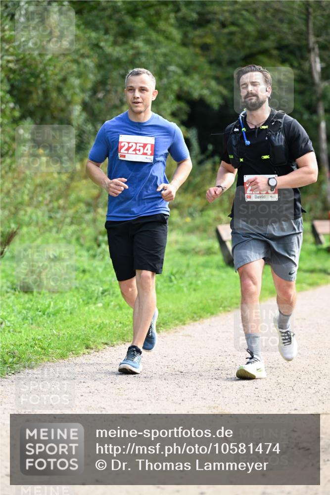 27.09.2026 - 35. Volkslauf durch das schöne Alstertal Dr. Thomas Lammeyer http://msf.ph/oto/10581474 27.09.2026 12:25:35 Laufen 2254 meine-sportfotos.de