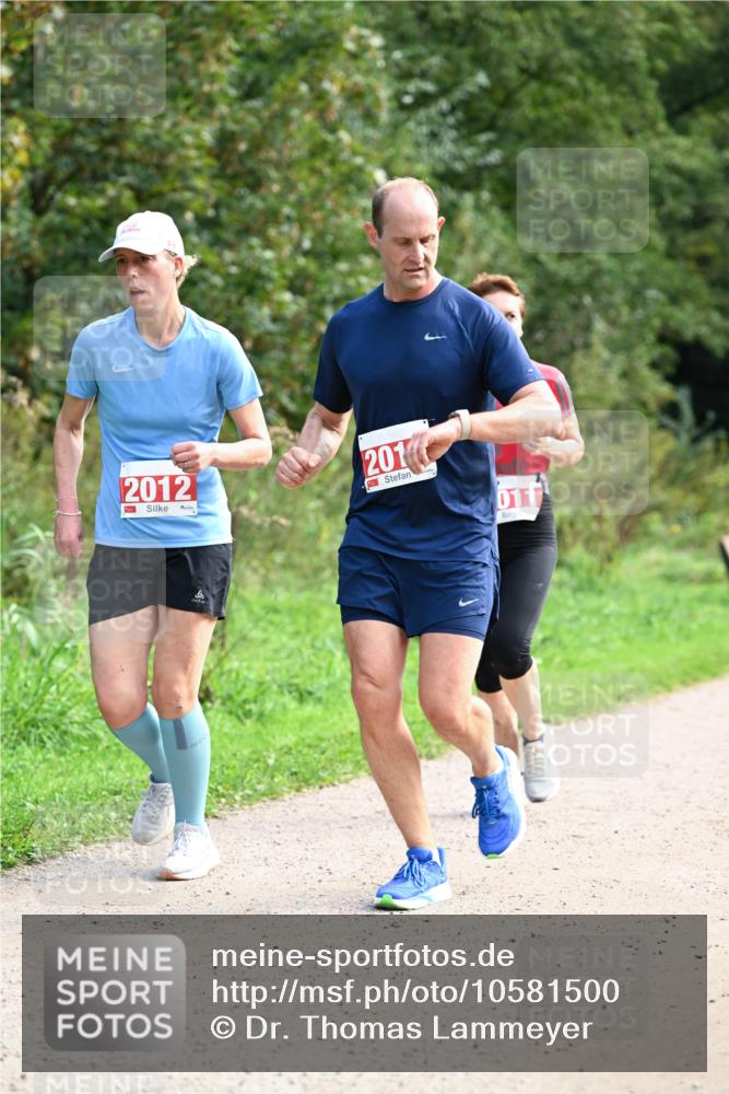 27.09.2026 - 35. Volkslauf durch das schöne Alstertal Dr. Thomas Lammeyer http://msf.ph/oto/10581500 27.09.2026 12:25:48 Laufen 2012, 201, 011 meine-sportfotos.de