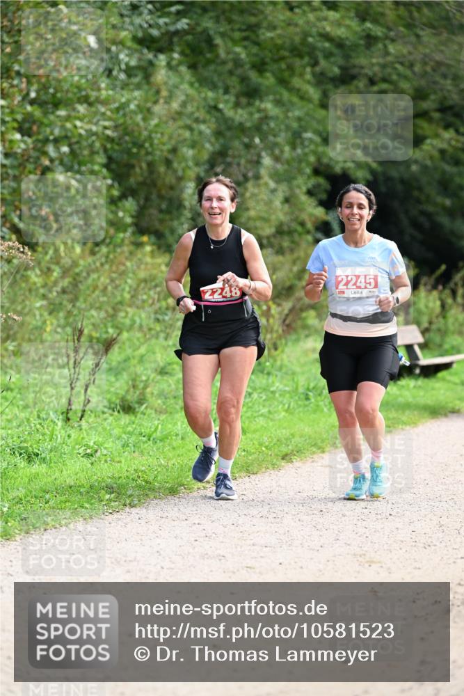 27.09.2026 - 35. Volkslauf durch das schöne Alstertal Dr. Thomas Lammeyer http://msf.ph/oto/10581523 27.09.2026 12:25:57 Laufen 2248, 2245 meine-sportfotos.de