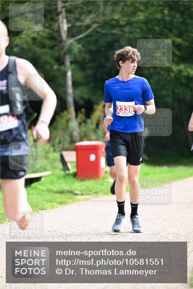 27.09.2026 - 35. Volkslauf durch das schöne Alstertal Dr. Thomas Lammeyer http://msf.ph/oto/10581551 27.09.2026 12:26:27 Laufen 2338 meine-sportfotos.de