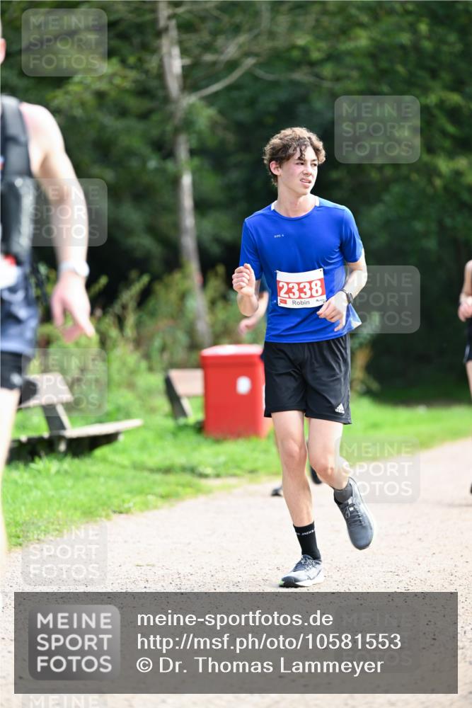 27.09.2026 - 35. Volkslauf durch das schöne Alstertal Dr. Thomas Lammeyer http://msf.ph/oto/10581553 27.09.2026 12:26:27 Laufen 2338 meine-sportfotos.de