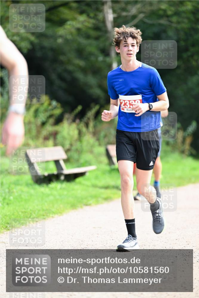 27.09.2026 - 35. Volkslauf durch das schöne Alstertal Dr. Thomas Lammeyer http://msf.ph/oto/10581560 27.09.2026 12:26:28 Laufen 2332 meine-sportfotos.de