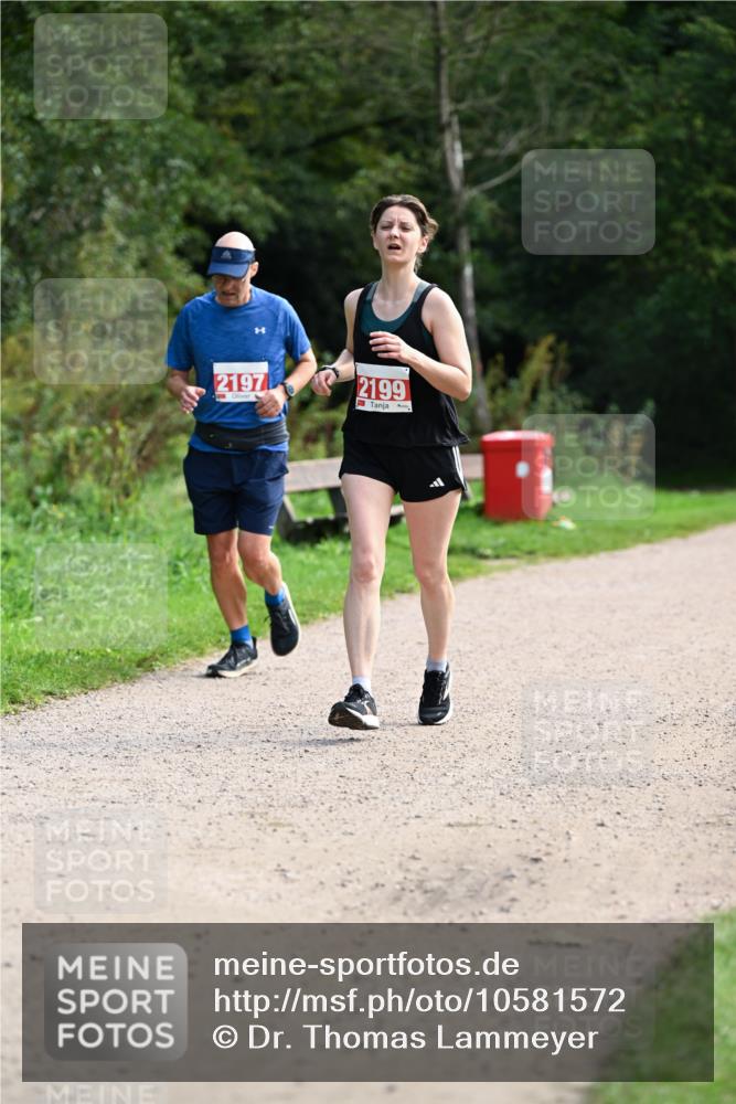 27.09.2026 - 35. Volkslauf durch das schöne Alstertal Dr. Thomas Lammeyer http://msf.ph/oto/10581572 27.09.2026 12:26:31 Laufen 2197, 2199 meine-sportfotos.de
