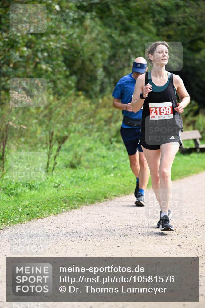 27.09.2026 - 35. Volkslauf durch das schöne Alstertal Dr. Thomas Lammeyer http://msf.ph/oto/10581576 27.09.2026 12:26:32 Laufen 2199 meine-sportfotos.de