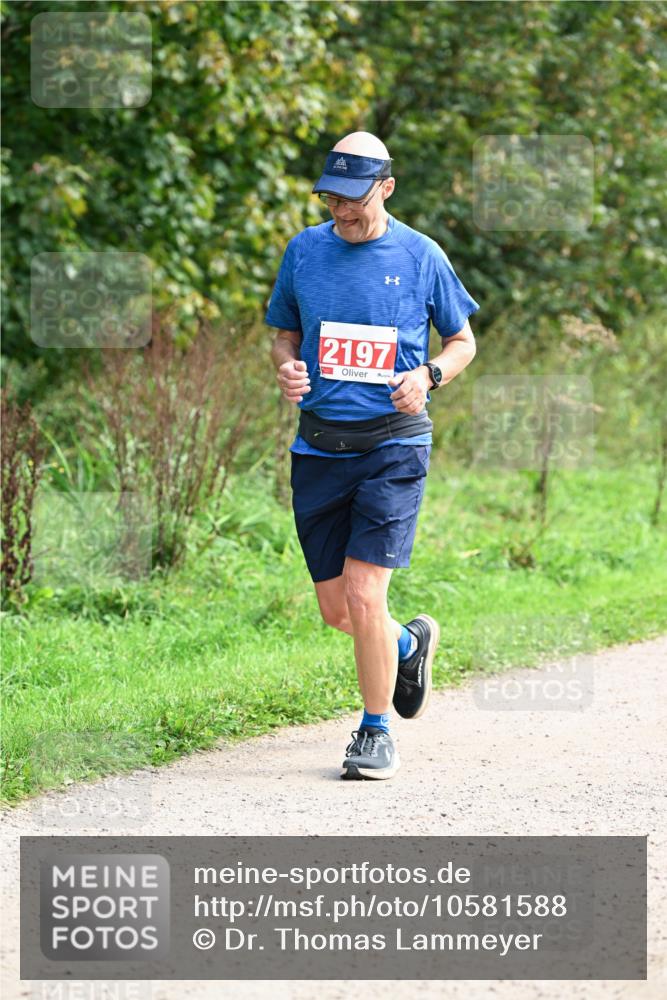 27.09.2026 - 35. Volkslauf durch das schöne Alstertal Dr. Thomas Lammeyer http://msf.ph/oto/10581588 27.09.2026 12:26:34 Laufen 2197 meine-sportfotos.de