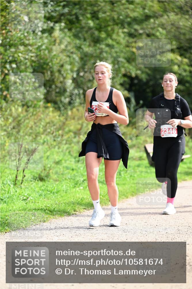 27.09.2026 - 35. Volkslauf durch das schöne Alstertal Dr. Thomas Lammeyer http://msf.ph/oto/10581674 27.09.2026 12:27:48 Laufen 2346 meine-sportfotos.de