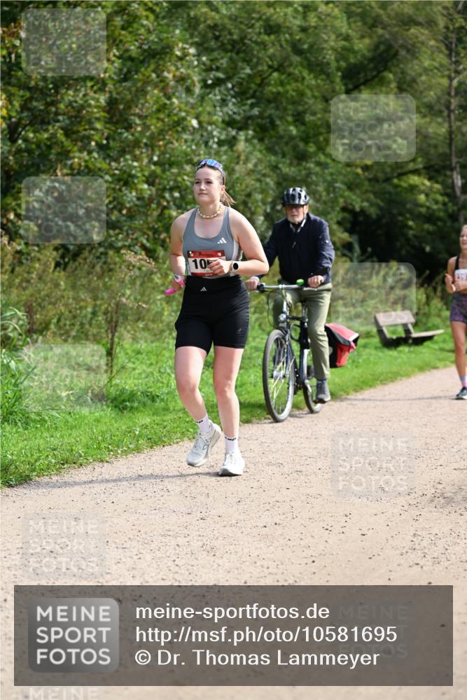 27.09.2026 - 35. Volkslauf durch das schöne Alstertal Dr. Thomas Lammeyer http://msf.ph/oto/10581695 27.09.2026 12:27:52 Laufen 10 meine-sportfotos.de