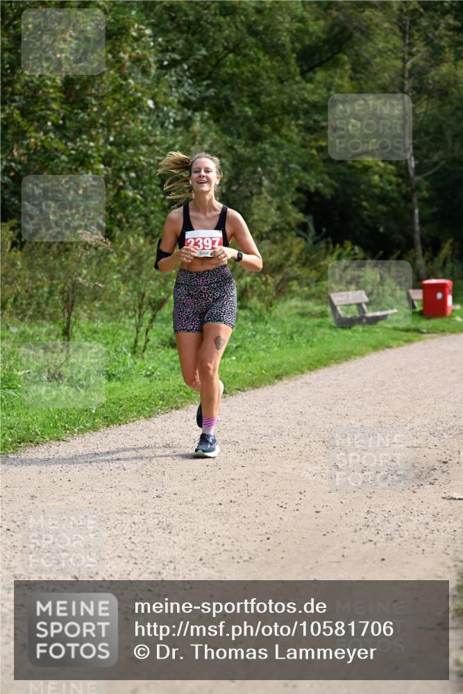 27.09.2026 - 35. Volkslauf durch das schöne Alstertal Dr. Thomas Lammeyer http://msf.ph/oto/10581706 27.09.2026 12:27:54 Laufen 2397 meine-sportfotos.de